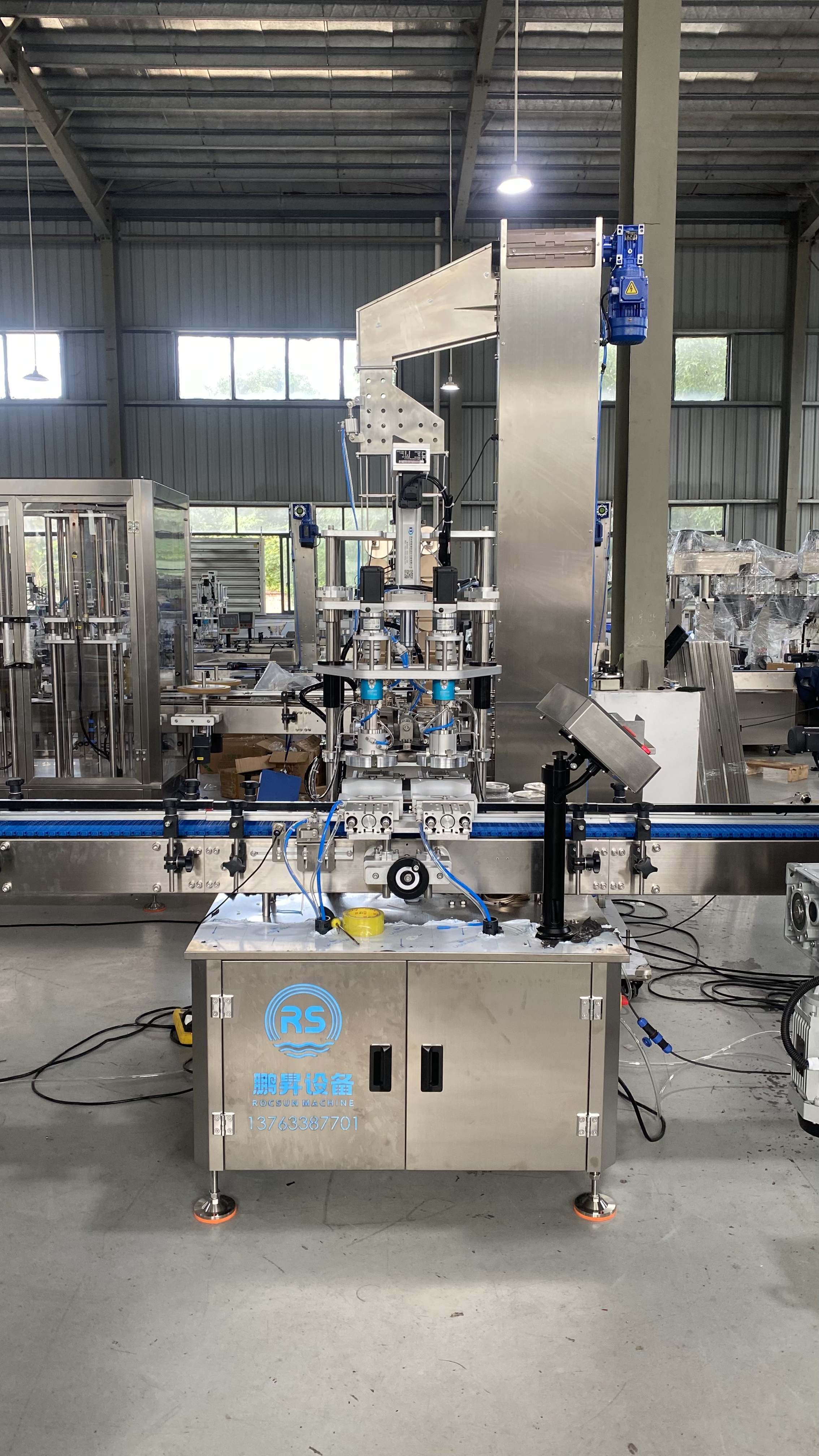 Double Head Capping Machine photo