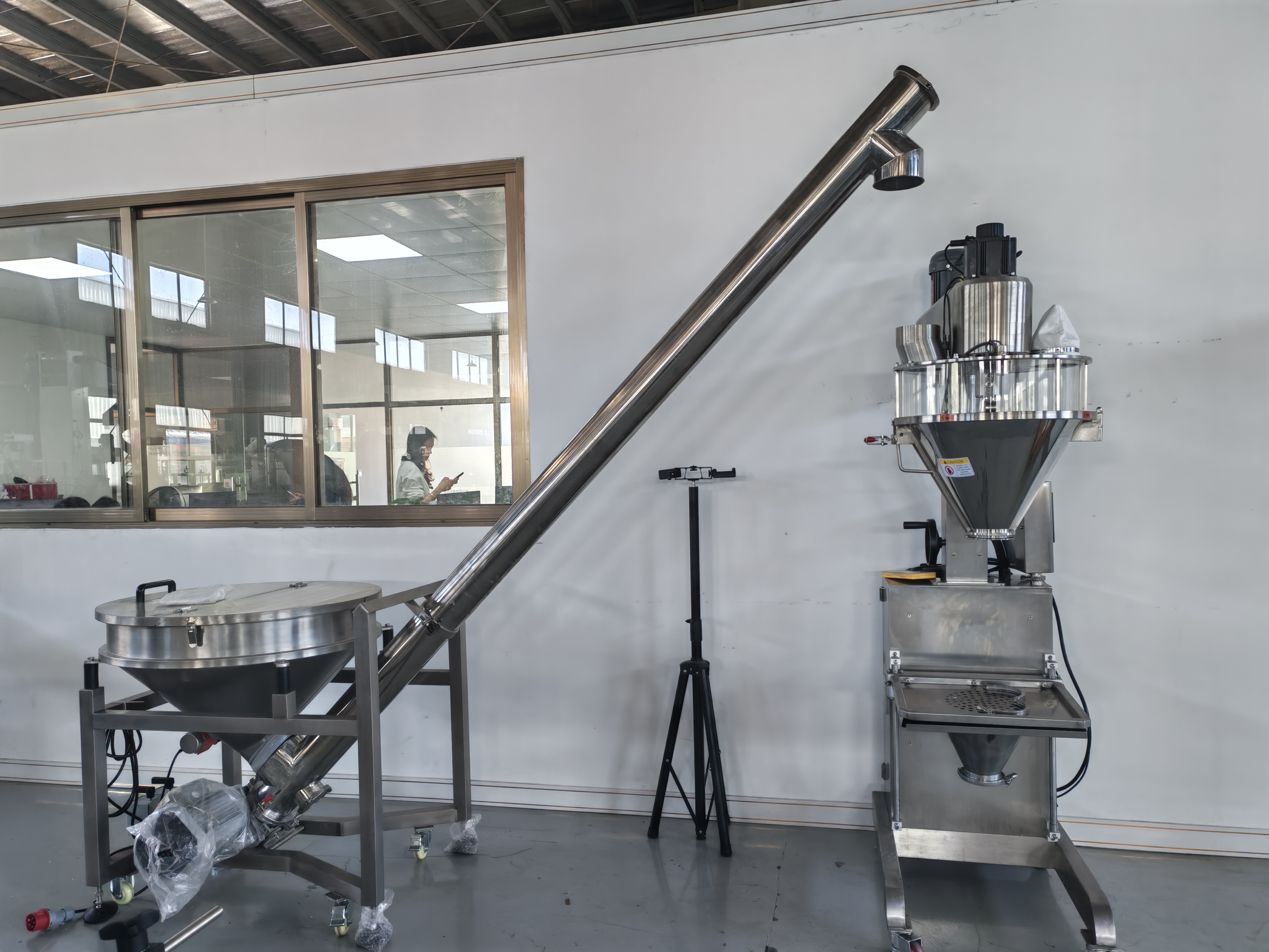 Semi-auto Powder Filling Machine for Bottle photo